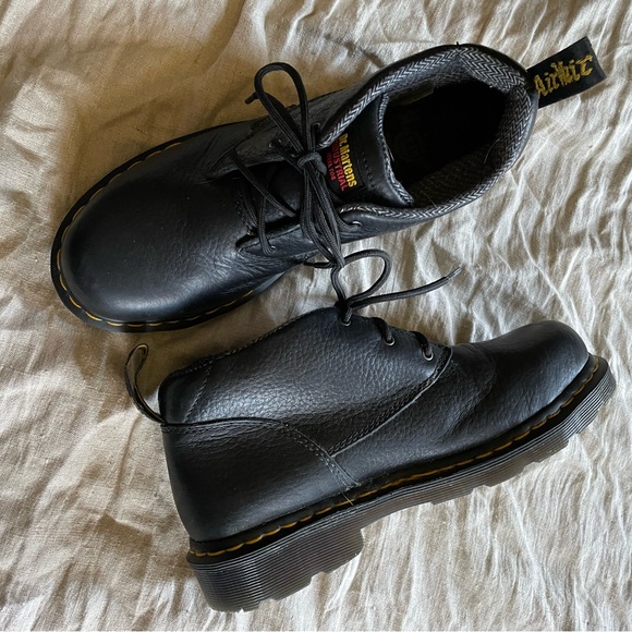 Dr. Martens herringbone trim safety boots - Picture 1 of 3